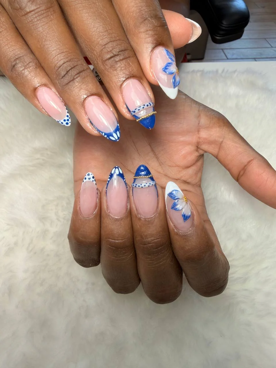 Blue flower French tips